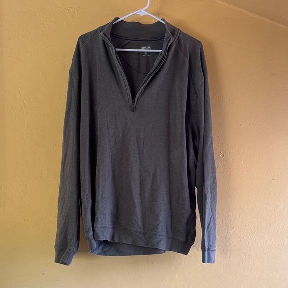 Green quarter zip - Picture 1 of 3